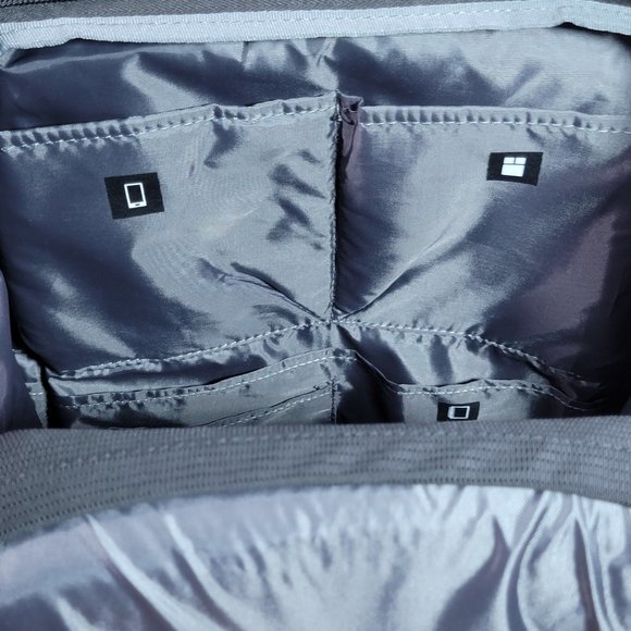 Lenovo Legion 15.6 Recon Gaming Backpack - Picture 12 of 15